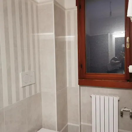 Monolocale Cardeto45 * アンコーナ